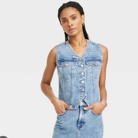 Universal Thread - Picture 2 of 2